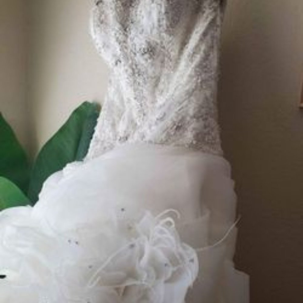 Ivory Maggie Sottero Wedding dress